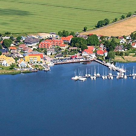 Hotel- & Ferienanlage Kapitaens-Haeuser Breege Exterior foto