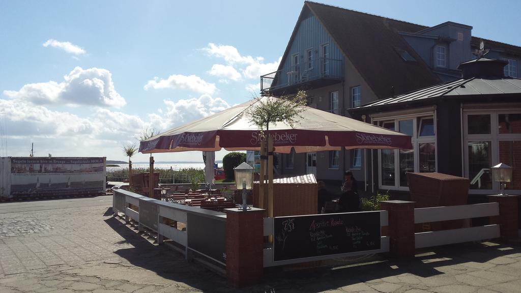 Hotel- & Ferienanlage Kapitaens-Haeuser Breege Exterior foto